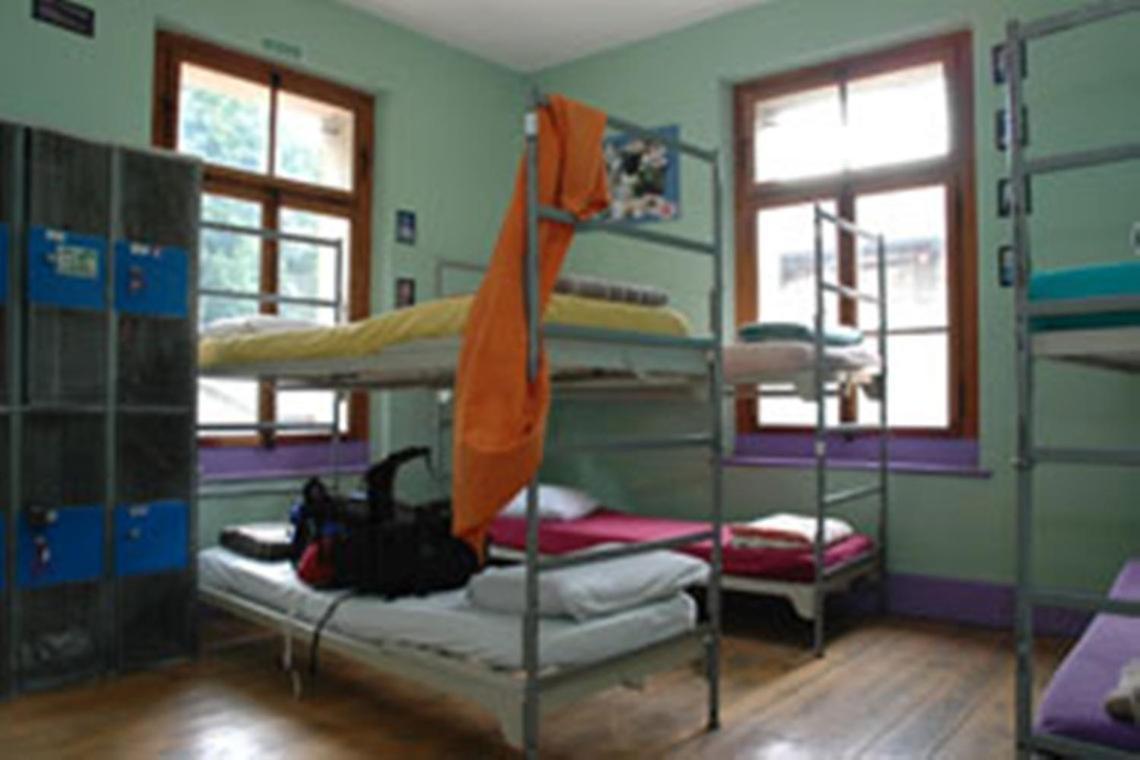 Funny Farm Backpackers Hostel Unterseen Bagian luar foto